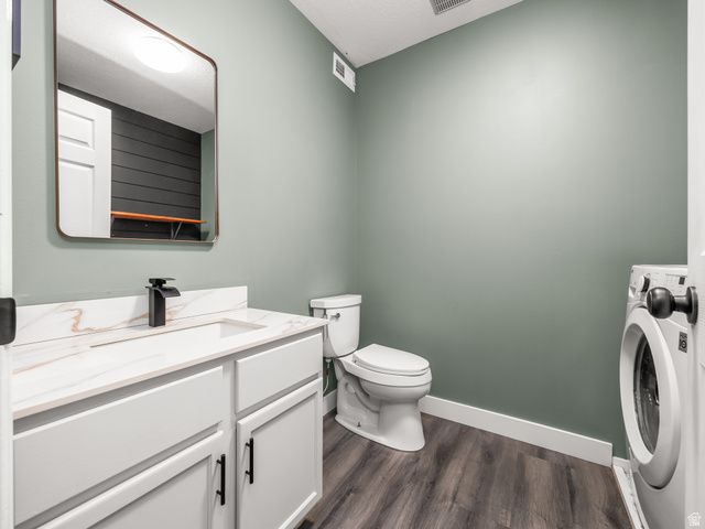 7901 N WEEPING ASH DR, Eagle Mountain, UT 84005