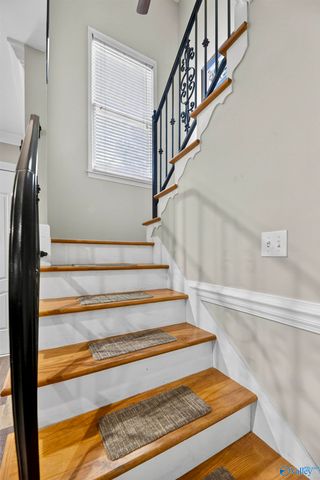 4322 Vista Drive, Guntersville, AL 35976