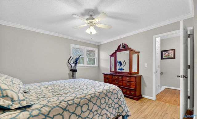 4322 Vista Drive, Guntersville, AL 35976