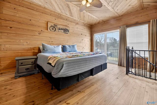 4322 Vista Drive, Guntersville, AL 35976