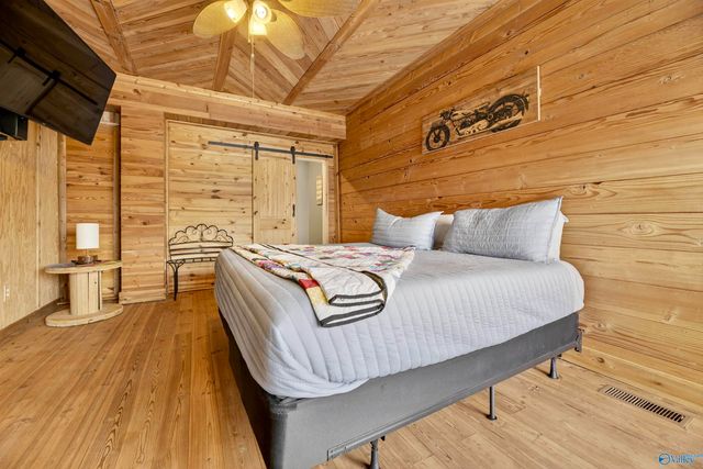 4322 Vista Drive, Guntersville, AL 35976