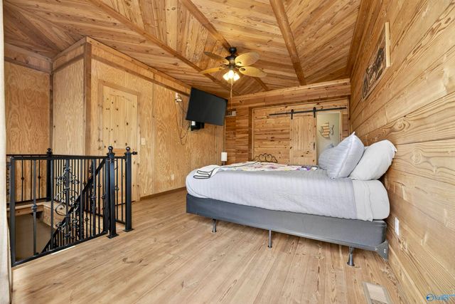 4322 Vista Drive, Guntersville, AL 35976