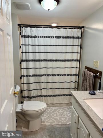 3 GRAPE ST, West Reading, PA 19611