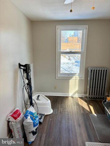 3 GRAPE ST, West Reading, PA 19611