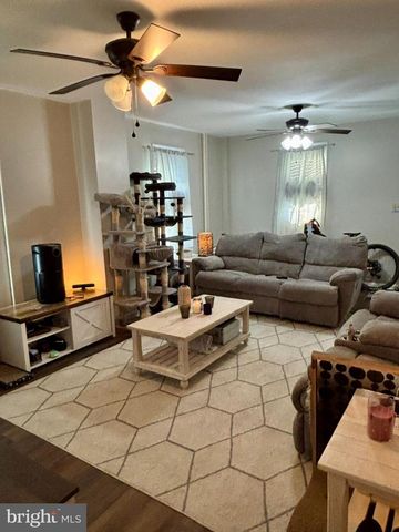 3 GRAPE ST, West Reading, PA 19611