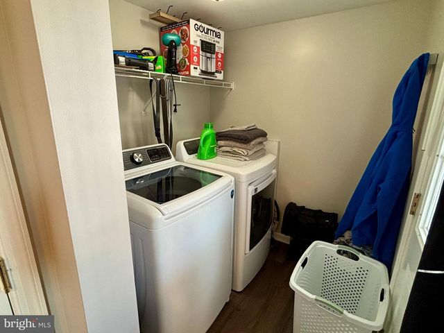 3 GRAPE ST, West Reading, PA 19611