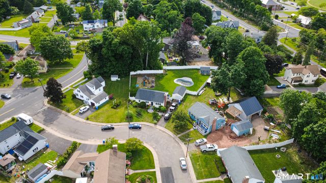 15 Sherwood Circle, Manchester, CT 06042