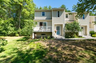 27 Pine Meadows Drive, Exeter, NH 03833