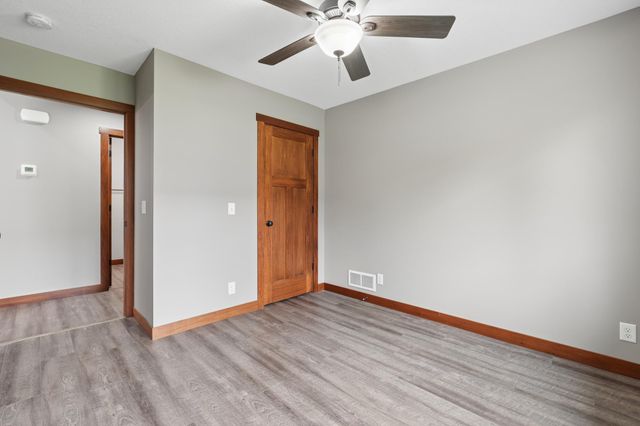 1707 Squirrel Way, New Richmond, WI 54017