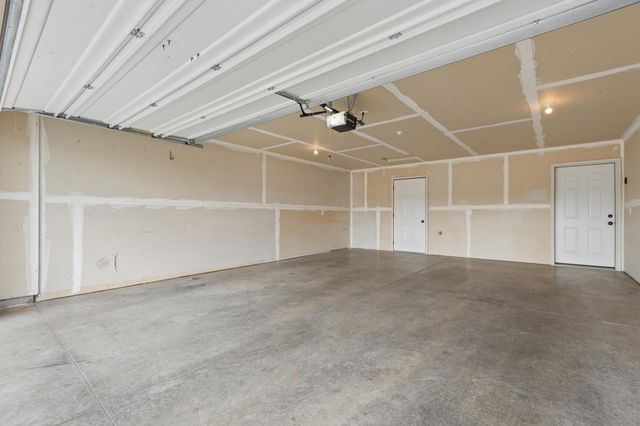 1707 Squirrel Way, New Richmond, WI 54017