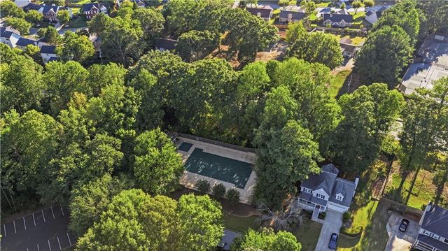 1315 Tuxedo Court, Lawrenceville, GA 30043