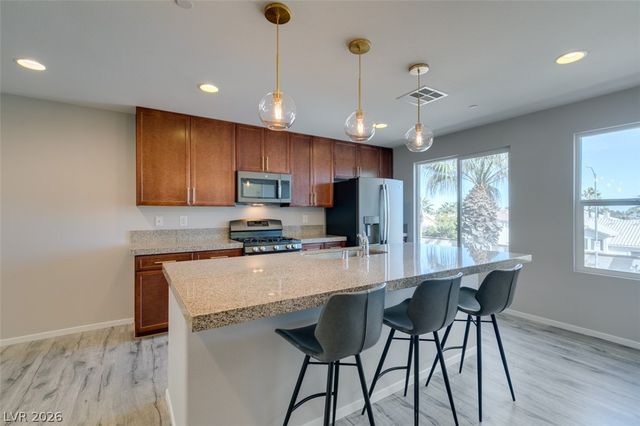 9050 West Tropicana Avenue 1048, Las Vegas, NV 89147