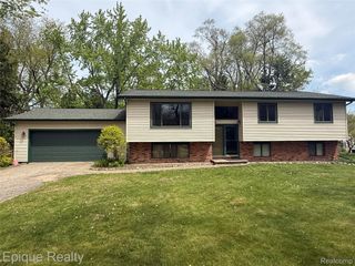 51600 Shelby Road, Shelby Charter Township, MI 48316