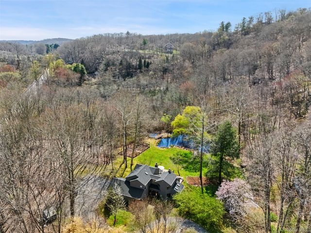 2 Reynolds Lane, Katonah, NY 10536