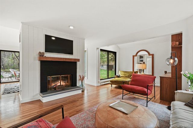 2 Reynolds Lane, Katonah, NY 10536