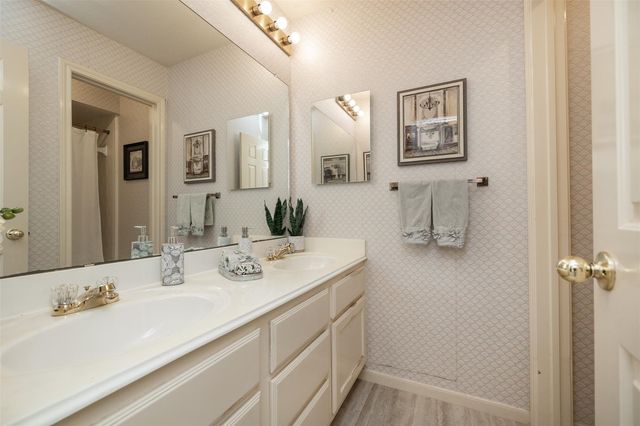 7810 Timberline Run Lane, Houston, TX 77095