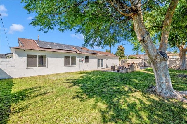 2354 Silverbay, El Monte, CA 91732