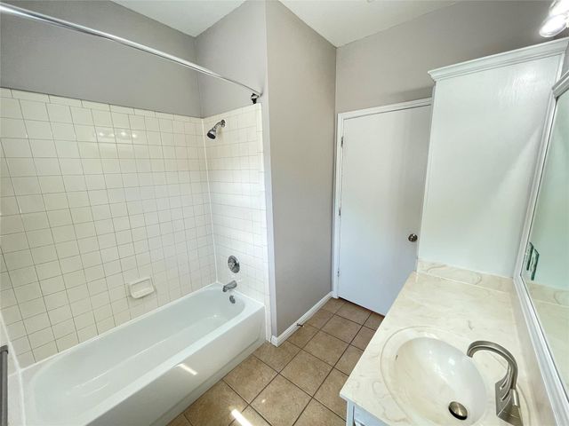 7202 Gunnison PASS, Austin, TX 78724
