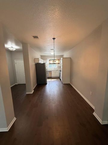 7202 Gunnison PASS, Austin, TX 78724