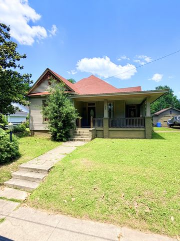 328 Head St, Paris, TN 38242