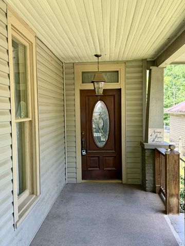 328 Head St, Paris, TN 38242