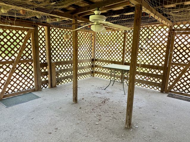 328 Head St, Paris, TN 38242