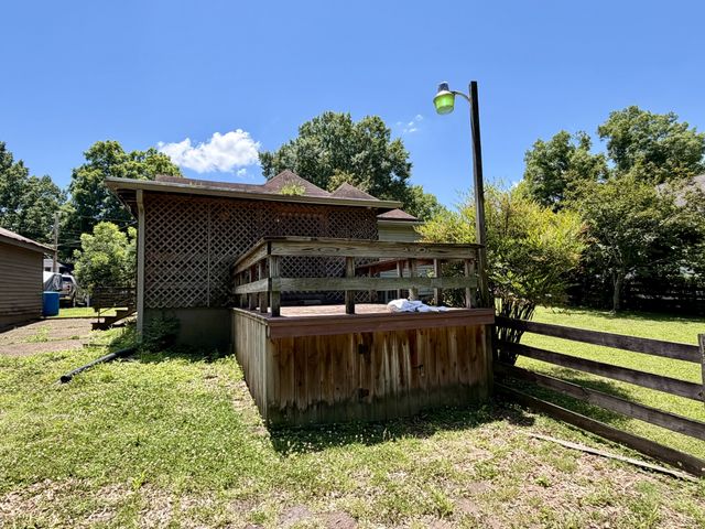 328 Head St, Paris, TN 38242
