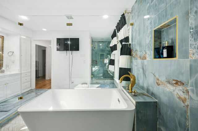 11212 Inwood Road, Dallas, TX 75229