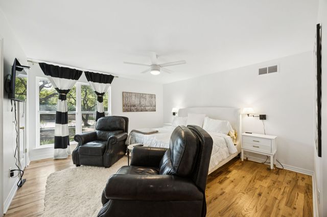 11212 Inwood Road, Dallas, TX 75229