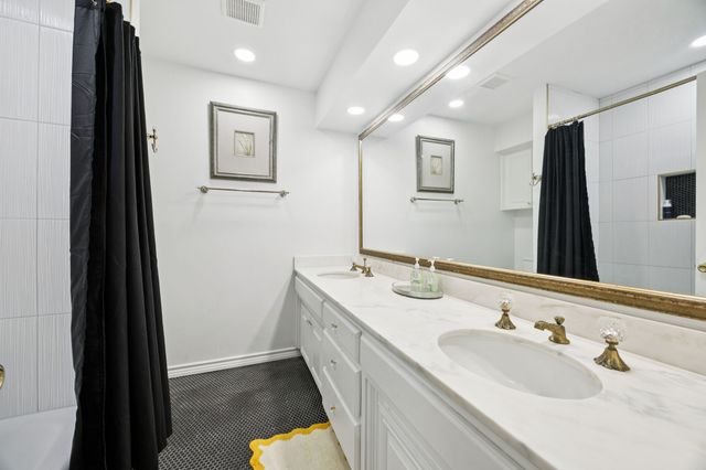 11212 Inwood Road, Dallas, TX 75229