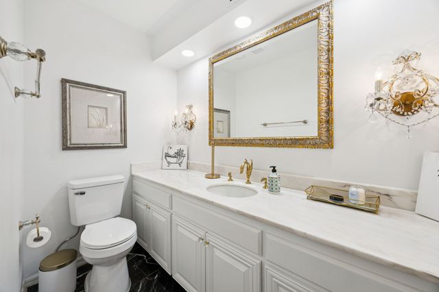 11212 Inwood Road, Dallas, TX 75229