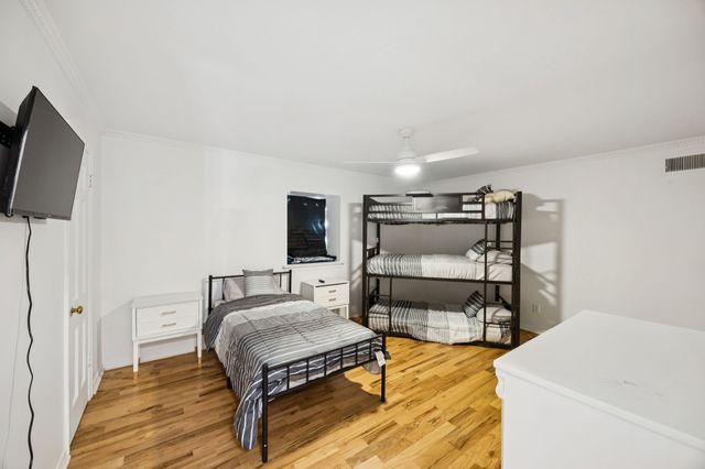 11212 Inwood Road, Dallas, TX 75229