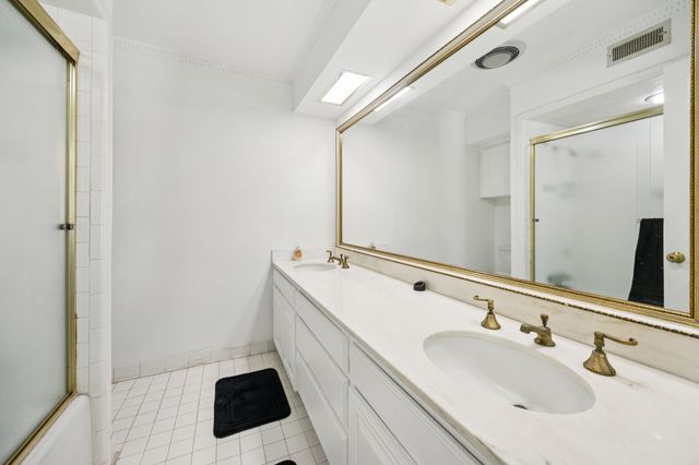 11212 Inwood Road, Dallas, TX 75229