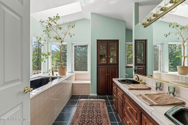 38 S Quail Run, Sandpoint, ID 83864