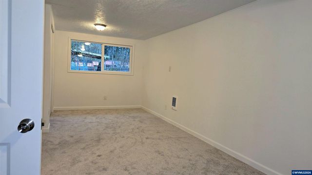 3268 Hulsey SE Av, Salem, OR 97302