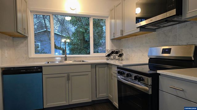 3268 Hulsey SE Av, Salem, OR 97302