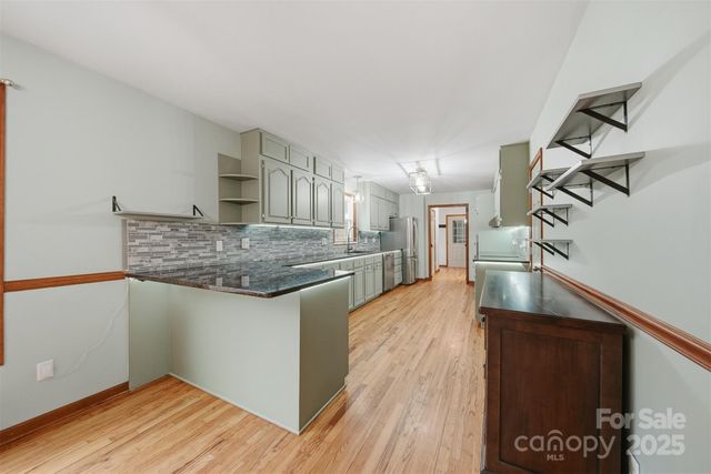 2091 Blowing Rock Boulevard, Lenoir, NC 28645