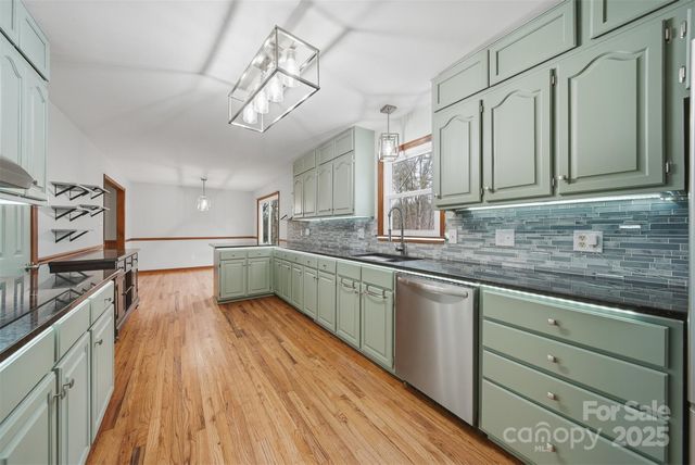 2091 Blowing Rock Boulevard, Lenoir, NC 28645