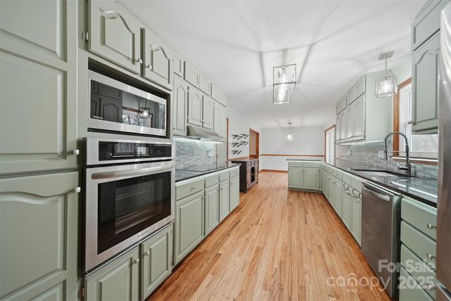 2091 Blowing Rock Boulevard, Lenoir, NC 28645