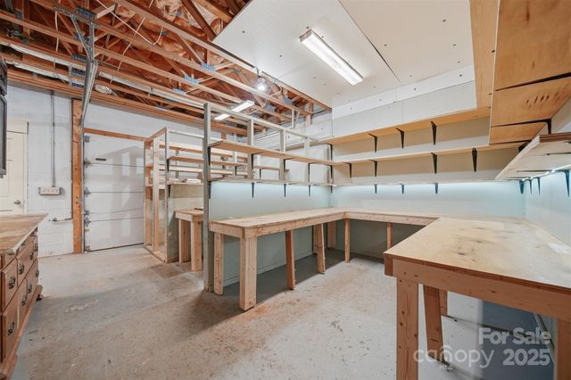 2091 Blowing Rock Boulevard, Lenoir, NC 28645