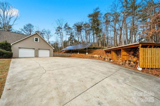 2091 Blowing Rock Boulevard, Lenoir, NC 28645