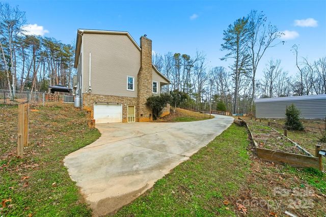 2091 Blowing Rock Boulevard, Lenoir, NC 28645
