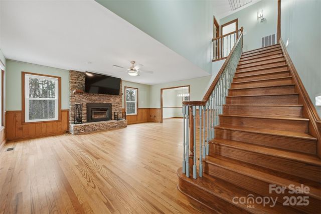 2091 Blowing Rock Boulevard, Lenoir, NC 28645