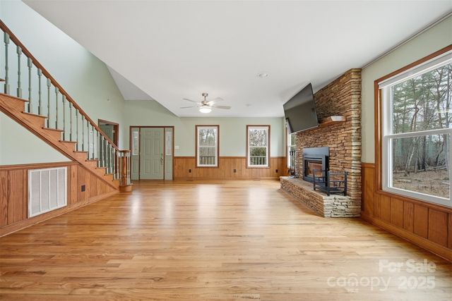 2091 Blowing Rock Boulevard, Lenoir, NC 28645