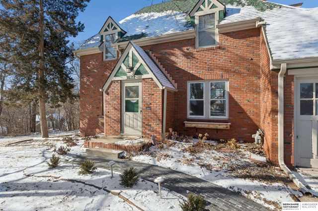 3622 S 20th Street, Omaha, NE 68108