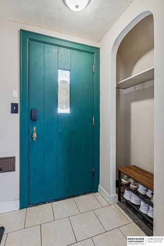 3622 S 20th Street, Omaha, NE 68108