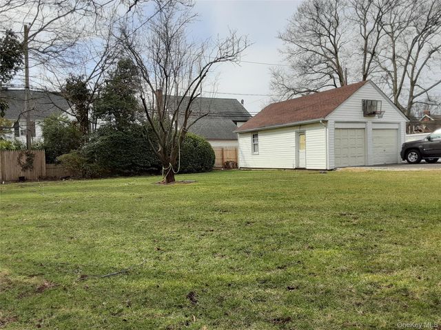 91 Bedell Avenue, Hempstead, NY 11550