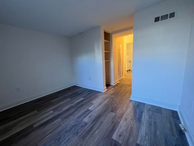 12 Wentworth Street B, Charleston, SC 29401