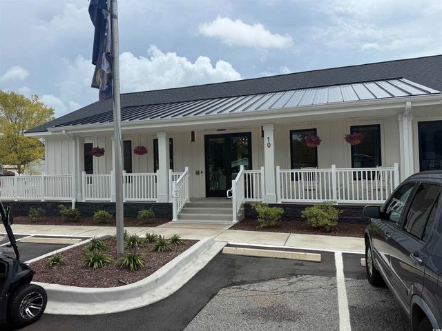 19 Poolside Dr., Murrells Inlet, SC 29576