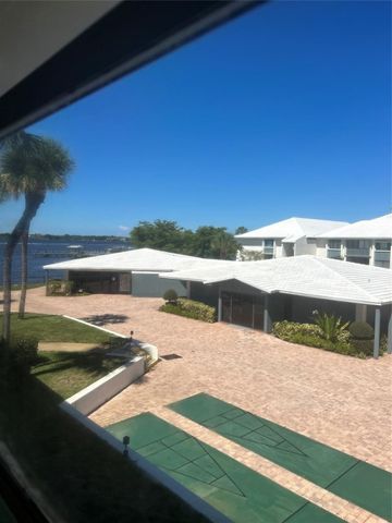 175 SE Saint Lucie Boulevard E134, Stuart, FL 34996